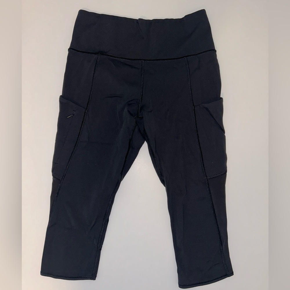 Athleta All In Crop black cropped leggings w/pockets 17” inseam sz‎ Small